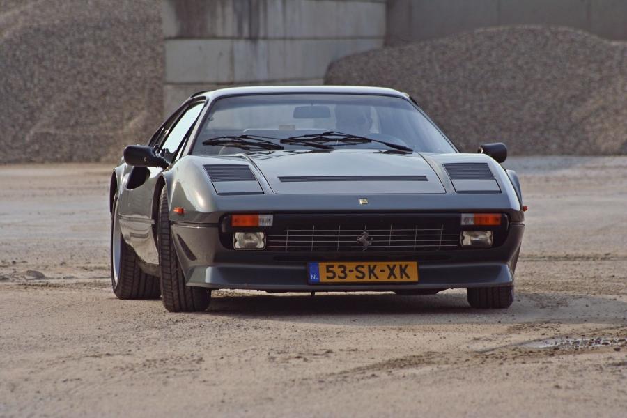  Ferrari 308 GTB Quattrovalvole 1982 года  (фото 29 из 61)